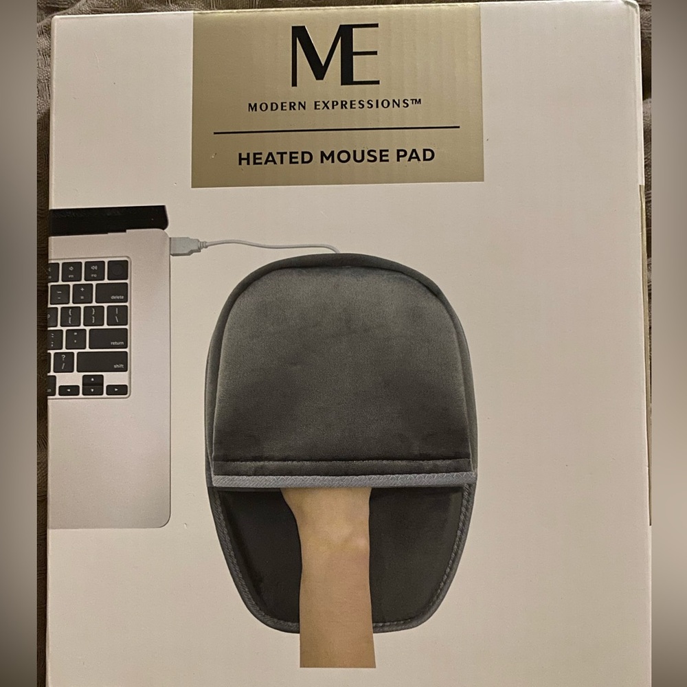 Modern Expressions Black Heated Mouse Pad